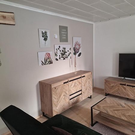 Idyllische Einliegerwohnung Mit Viel Raum Nieheim Exterior foto